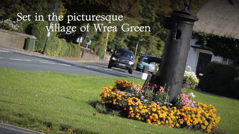 Opening frame of the Redrow advert